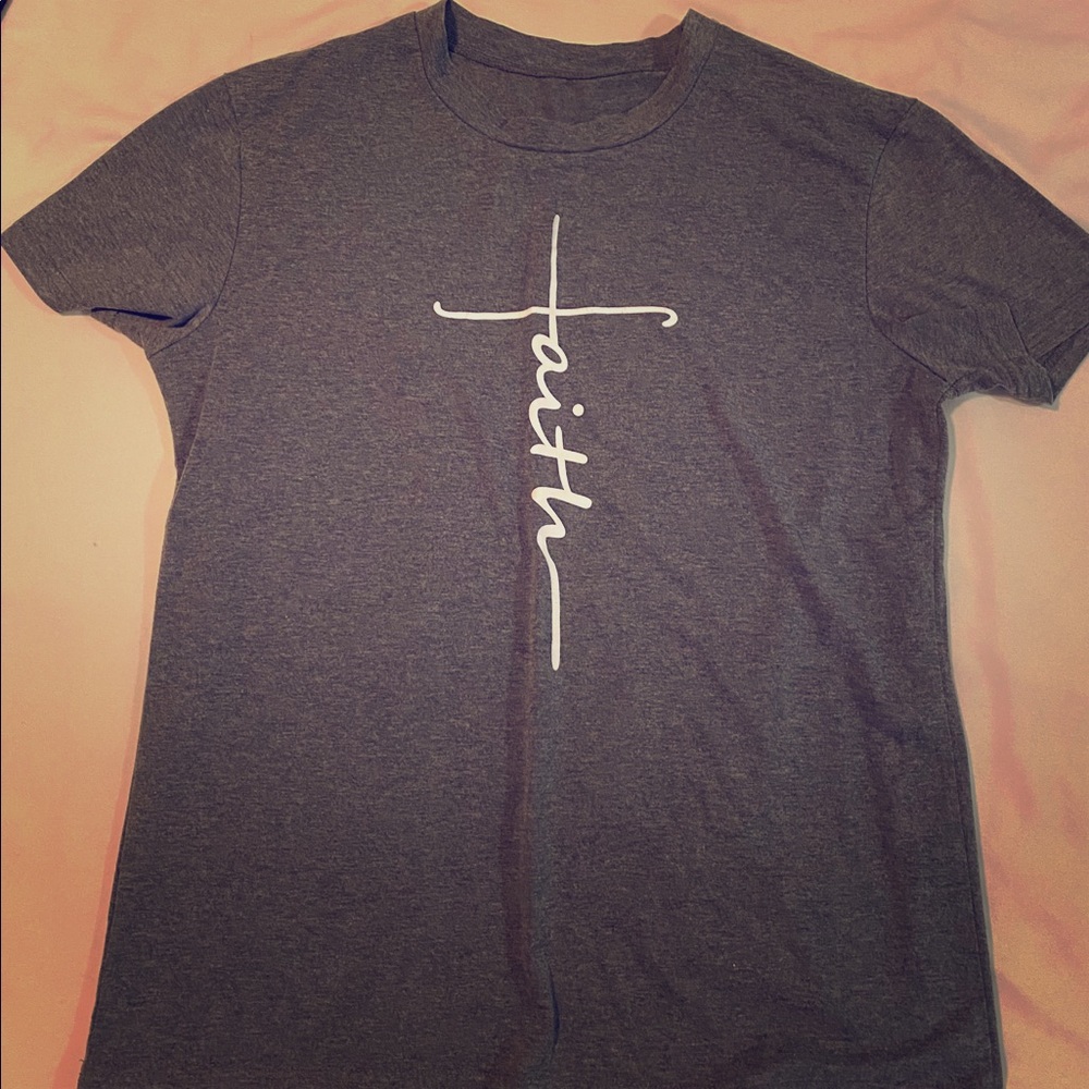 Faith basic T-SHIRT top